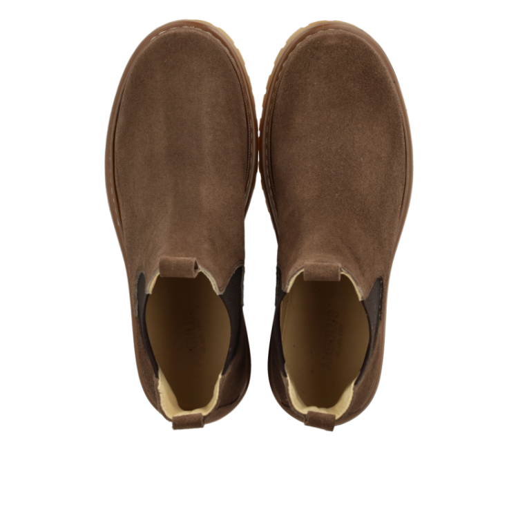 chelsea boot on track sole dark taupe brow