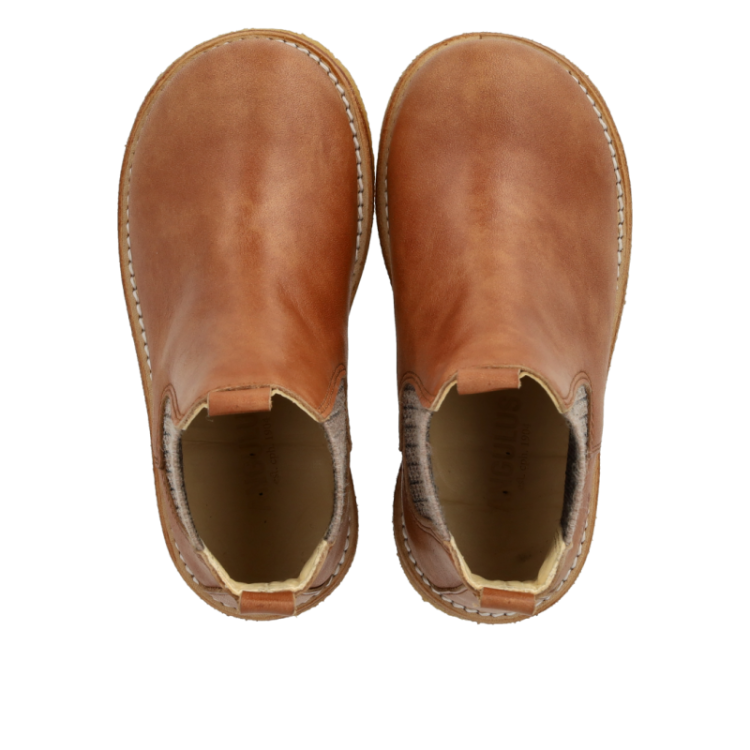 classic Chelsea boot tan check elast