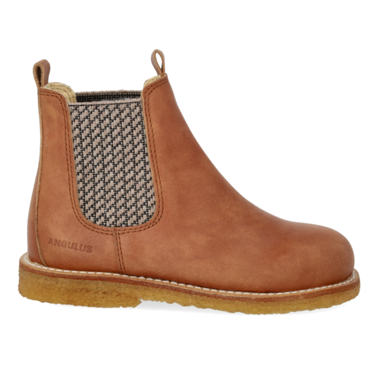 classic Chelsea boot tan check elast