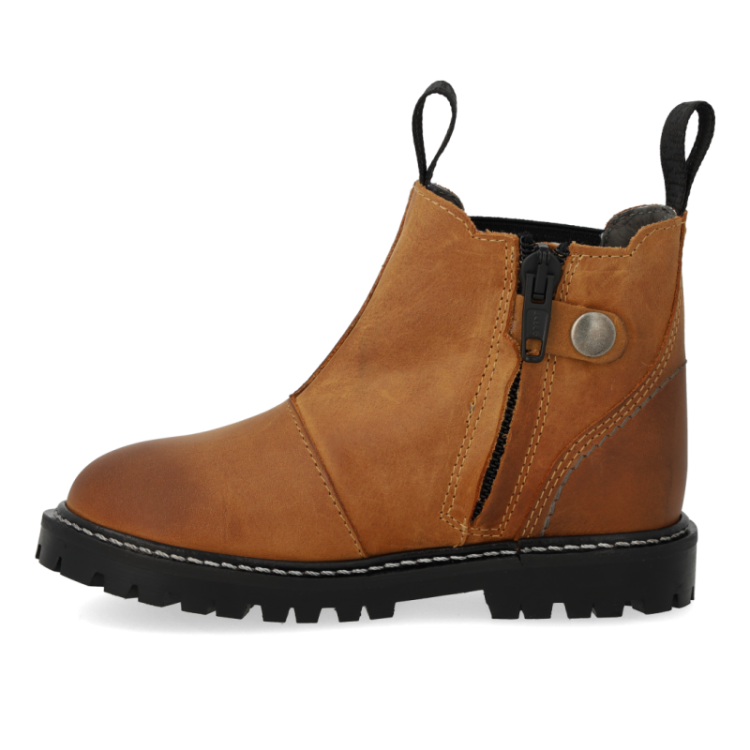 chelsea boot with brogue pat cognac black