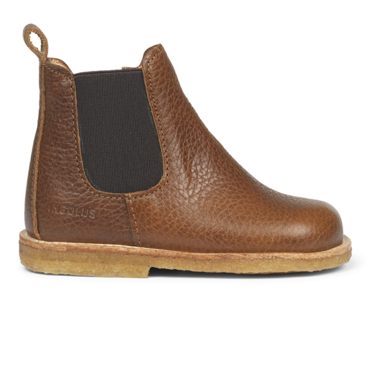 classic chelsea boot medium brown