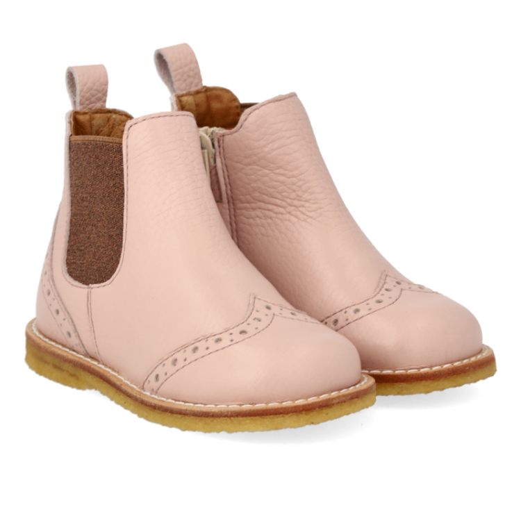 starter chelsea boot w broque roseebud