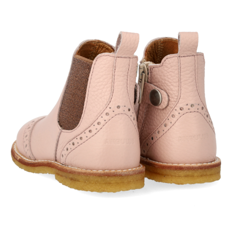 starter chelsea boot w broque roseebud