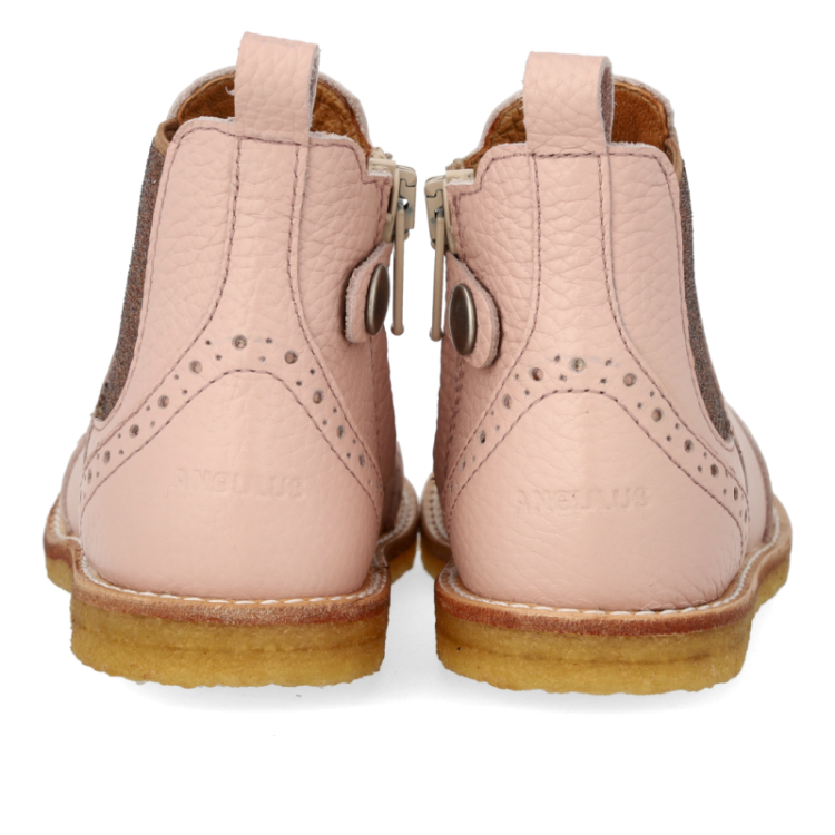 starter chelsea boot w broque roseebud