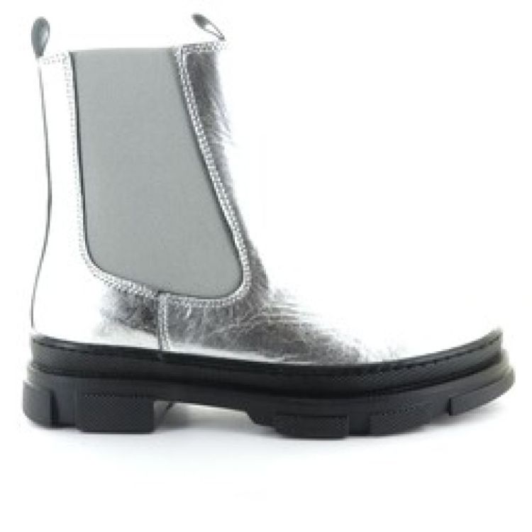 boots silver