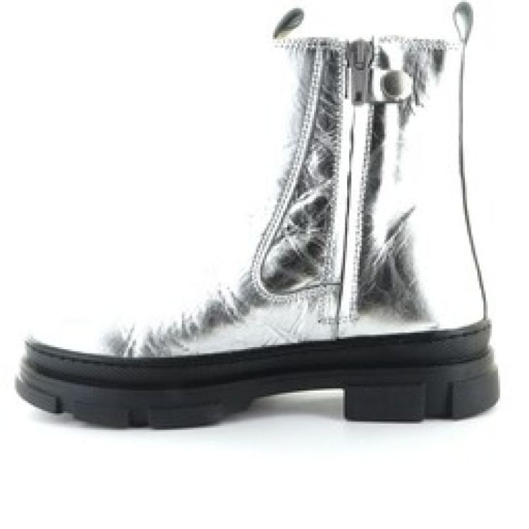 boots silver
