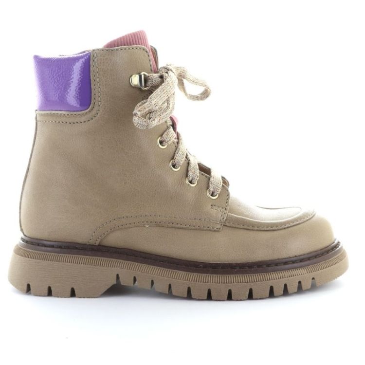 boots 024 viola