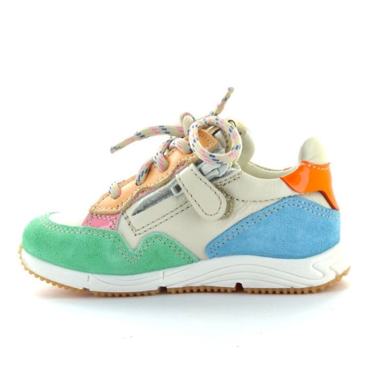 chunky sneaker clinique milk