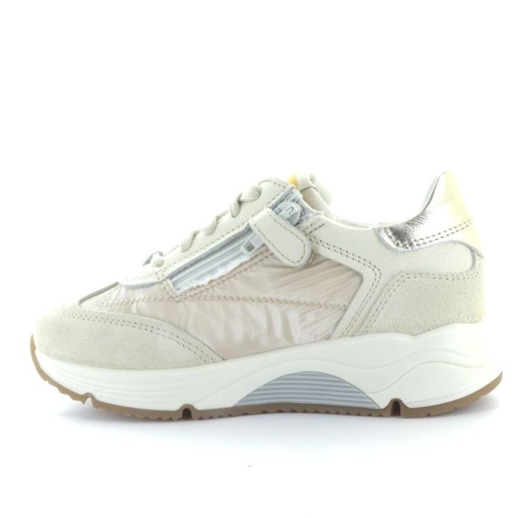 chunky sneaker yogurt crema