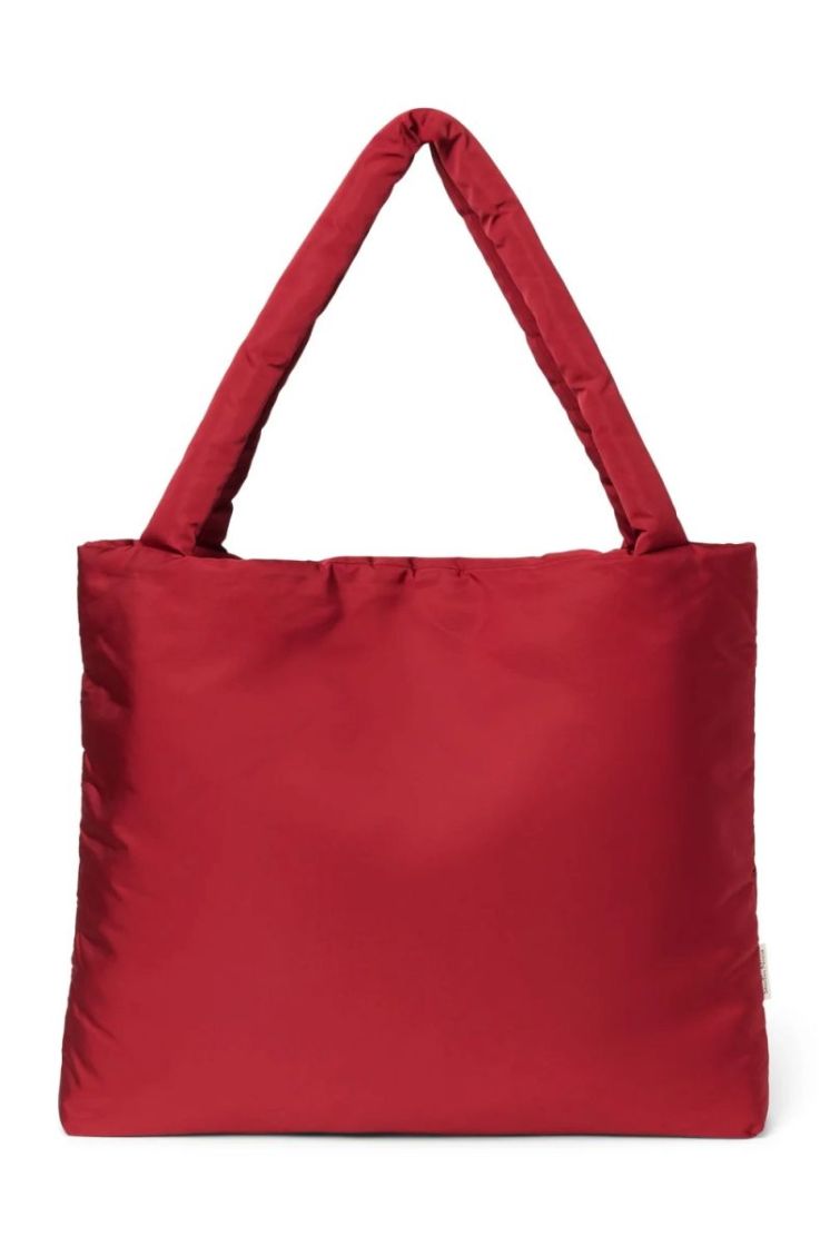 puffy red