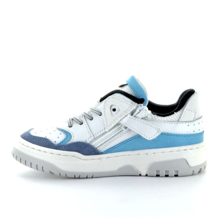 lage sneaker jeans